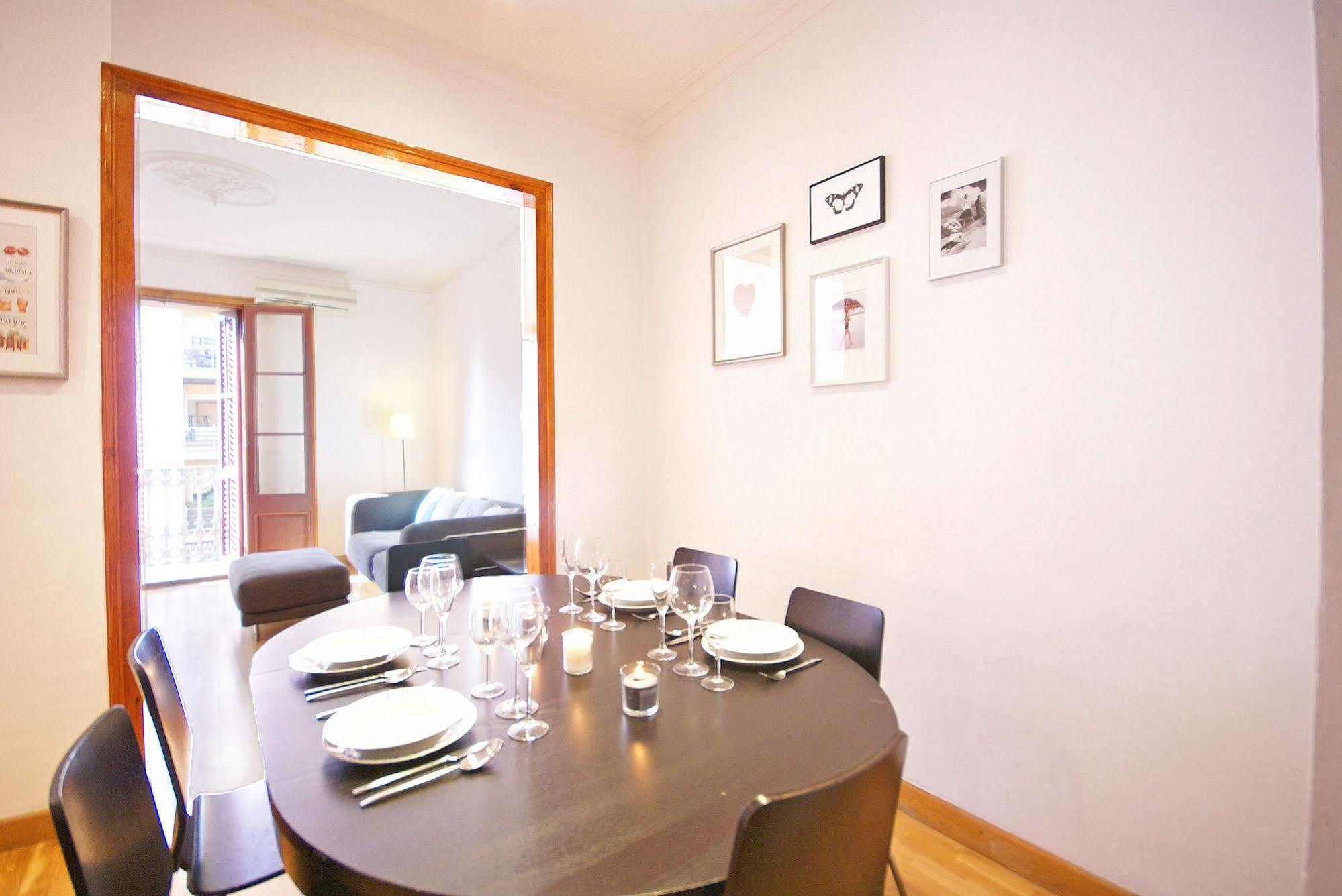 Ferienwohnung Flateli Aribau Barcelona Exterior foto