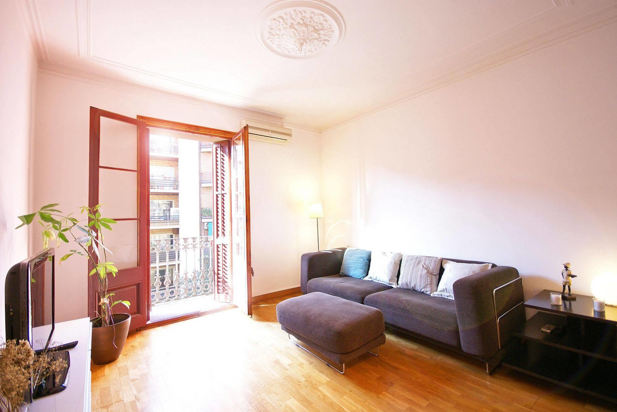 Ferienwohnung Flateli Aribau Barcelona Exterior foto