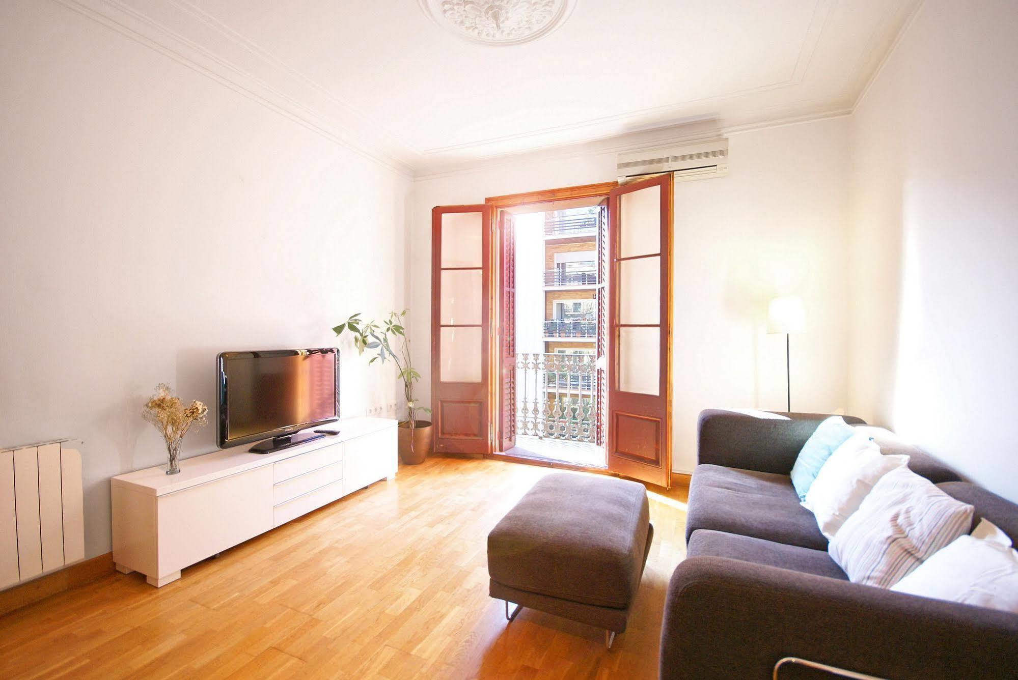 Ferienwohnung Flateli Aribau Barcelona Exterior foto