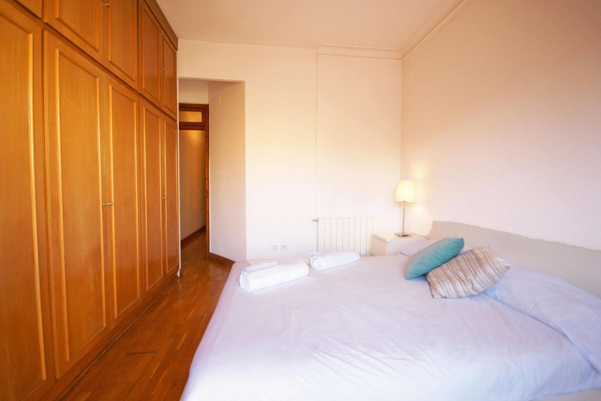 Ferienwohnung Flateli Aribau Barcelona Exterior foto